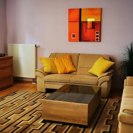 Apartment Tolle, Gemutliche, Voll Moblierte 3 Zimmer Wohnung. Baden-Baden